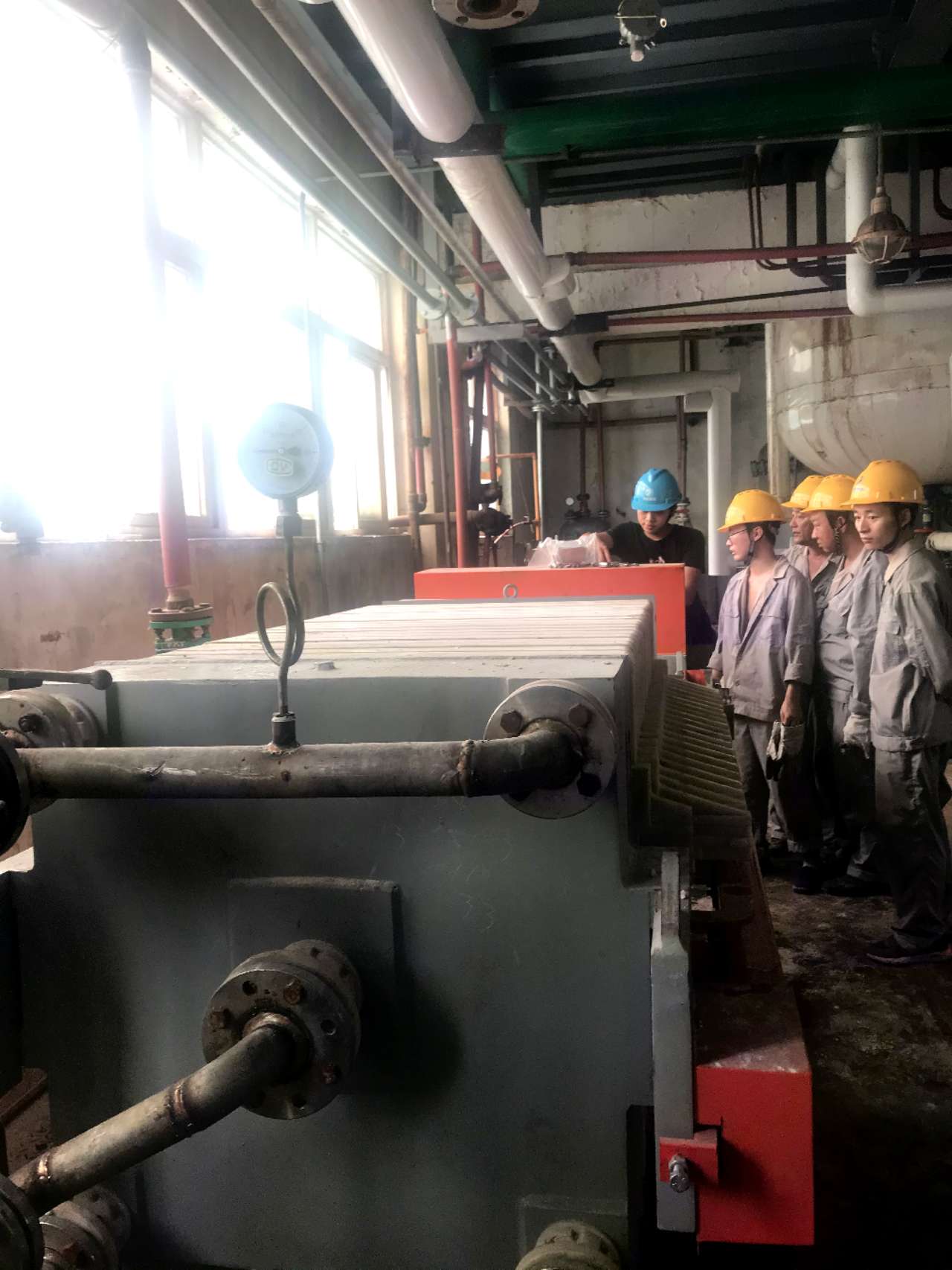 浙江上虞中欣股份嵌入式防爆壓濾機(jī)